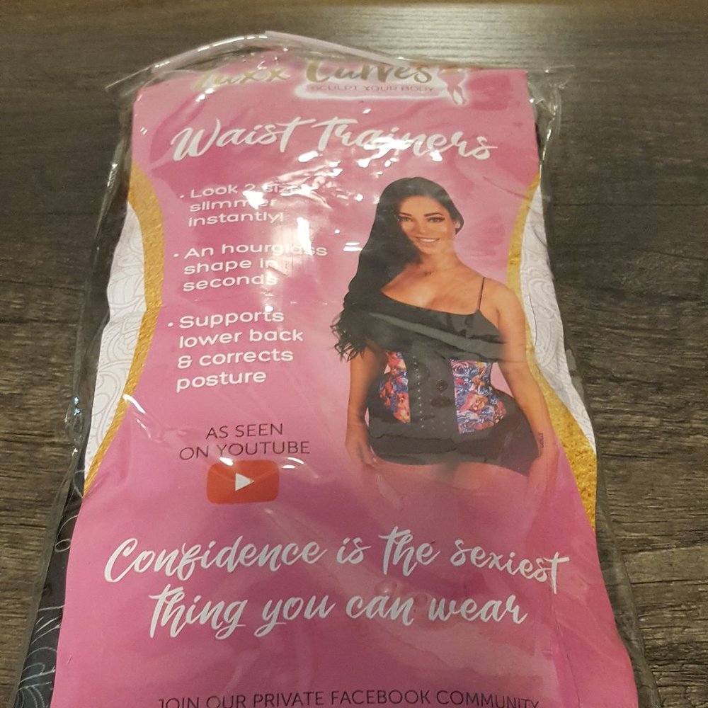 Luxx Curves Waist Trainer - M